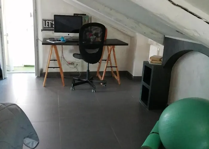 Monica & Rocco's House Apartment