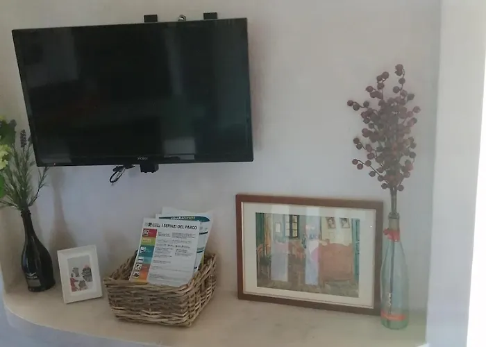 Monica & Rocco's House Apartment